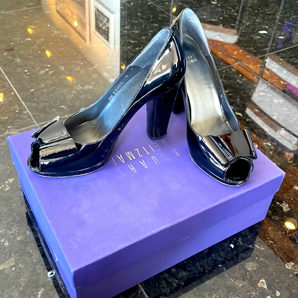 Stuart Weitzman Fragola Vecchio Nappa size 8